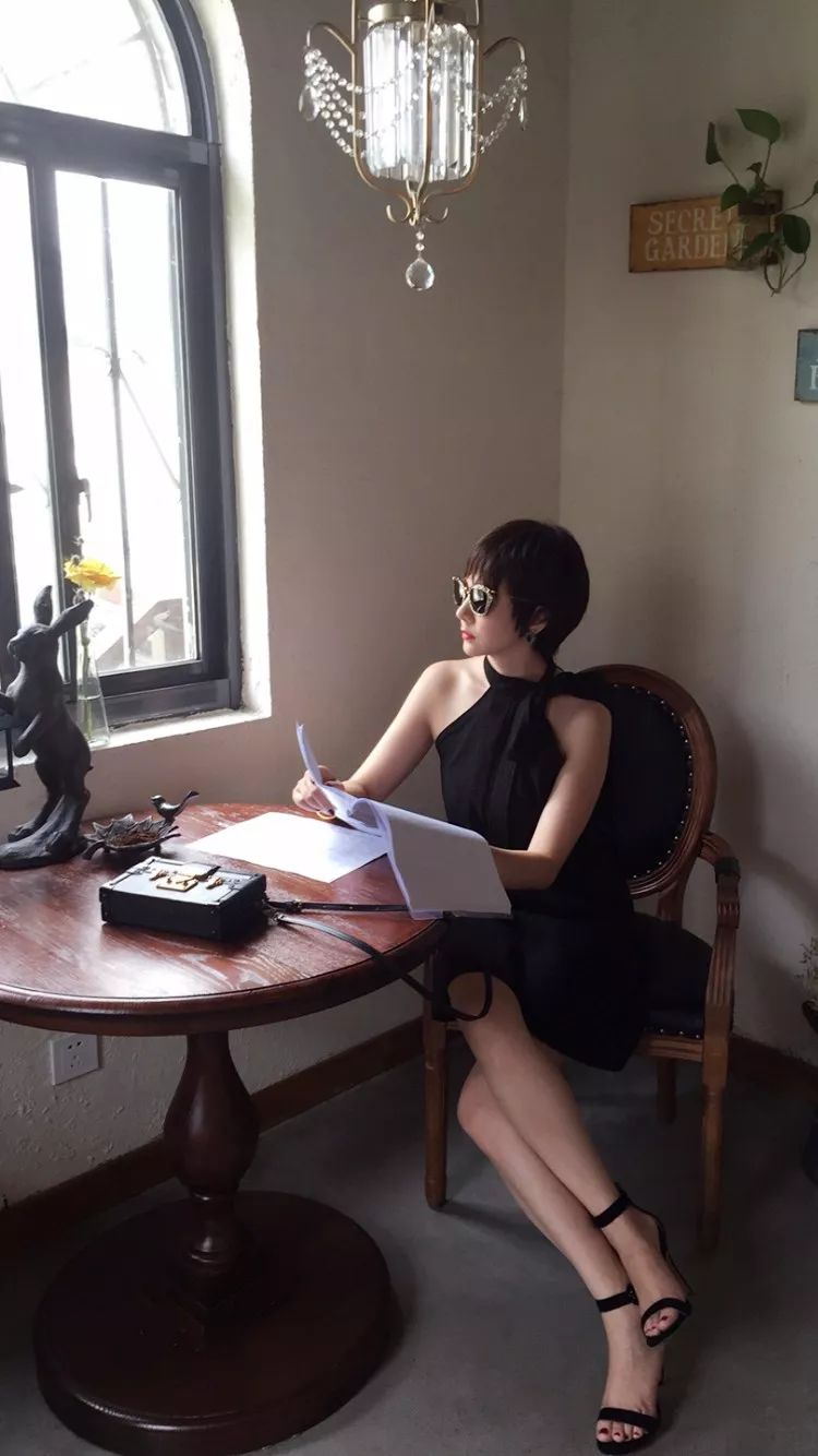 《爱你是最美的时光》上线 尔玛依娜演绎浪漫爱情