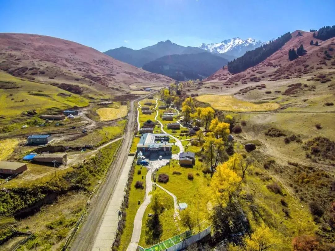 十一打卡塔塔尔部落景区门票全免