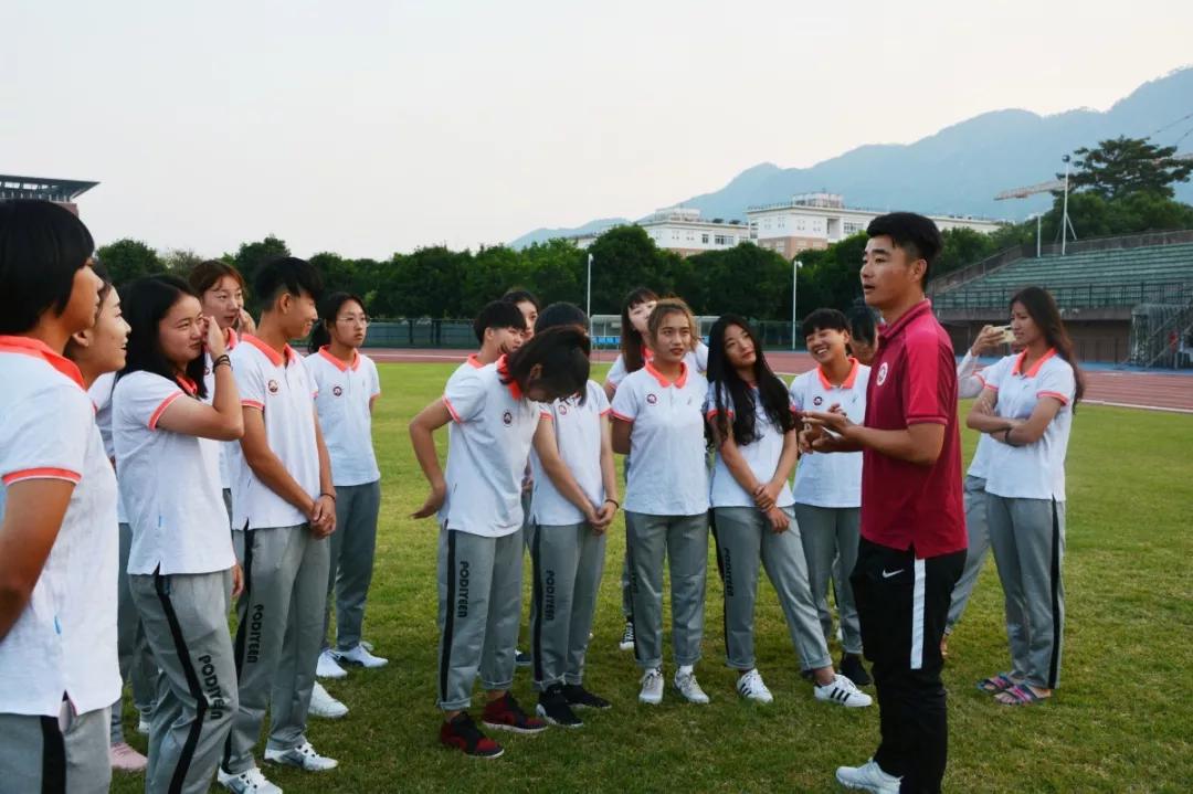 鏗鏘玫瑰砥礪前行派迪茵體育伴行福建師範大學女足征戰中乙聯賽