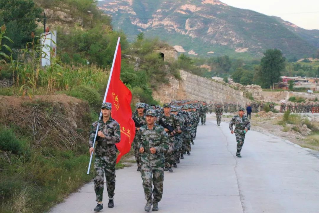 "摐金伐鼓下榆关,旌旆逶迤碣石间",9月25日,天气阴.