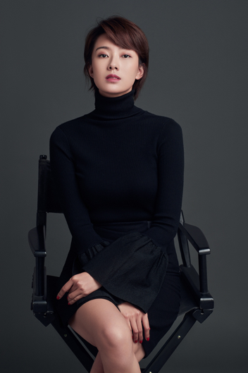 演员孟真勇敢做自己不畏时代做攀登者