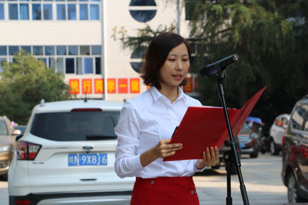 毛坦厂中学女神老师图片