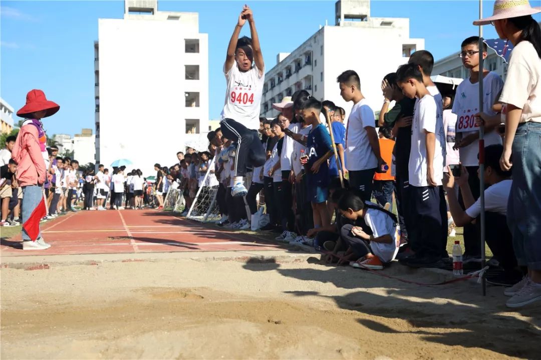 砥砺奋进著华章逐梦扬帆再起航石狮一中第25届校运会开幕式侧记