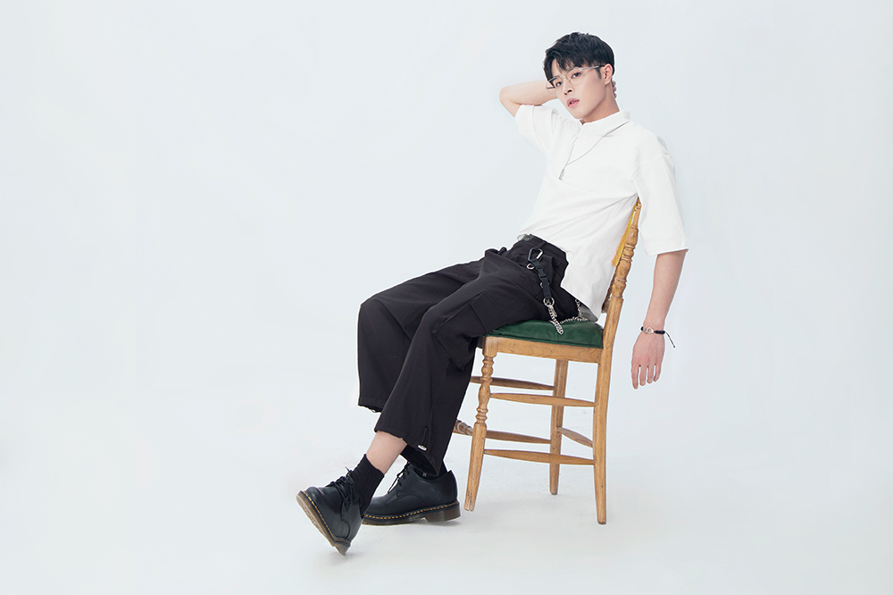 张达源生日首发新单变脸致敬国粹