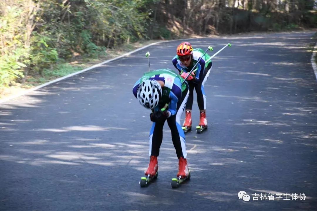 首届全国大学生越野滑轮比赛在长春成功举办