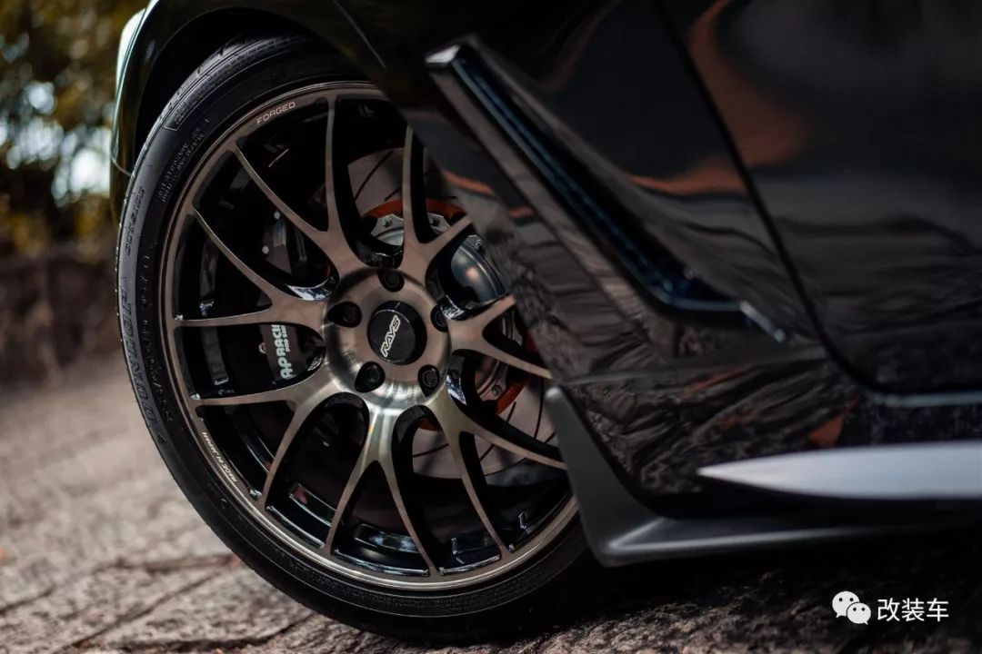 奇瑞王英菲尼迪q60改装黑武士全身散发出凶猛气息