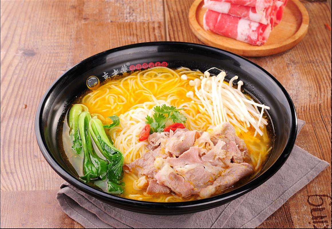 国庆假期美食推荐 金汤肉沫面