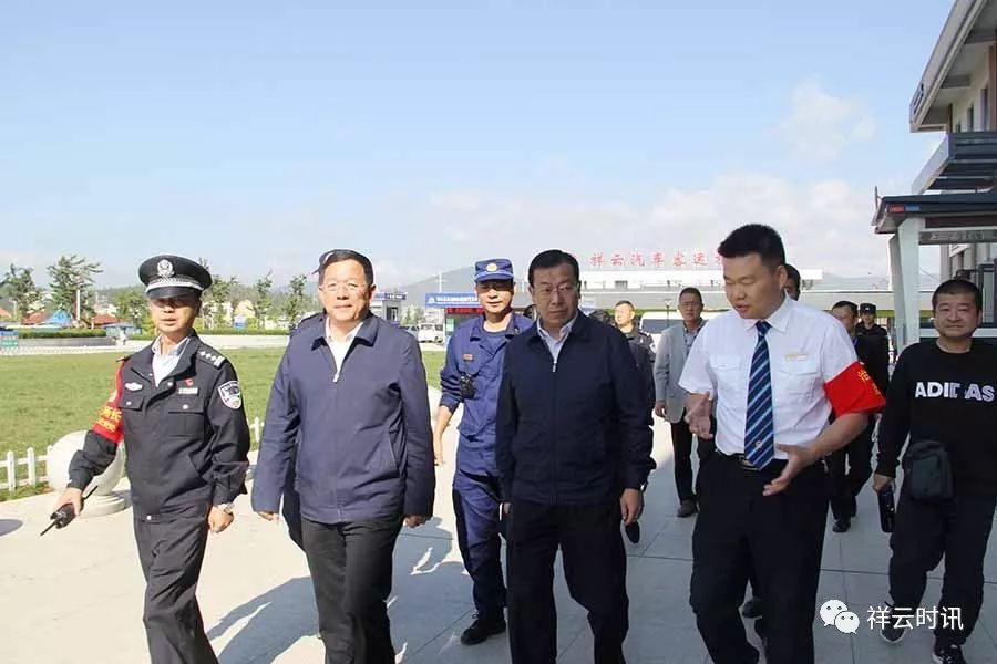 副县长张靖,熊应武参加检查.