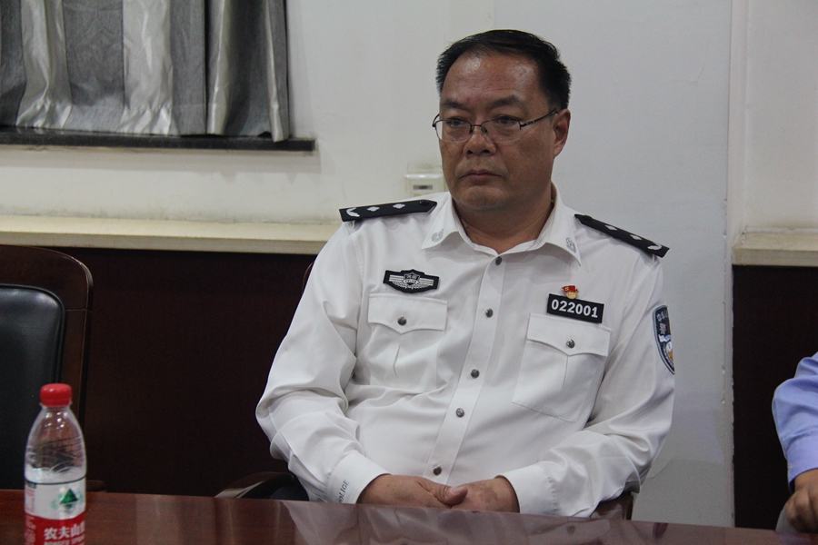 洛阳李保兴副市长到公安一线检查督导70周年国庆安保工作