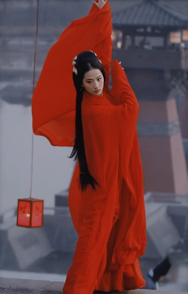 刘亦菲红衣造型图片