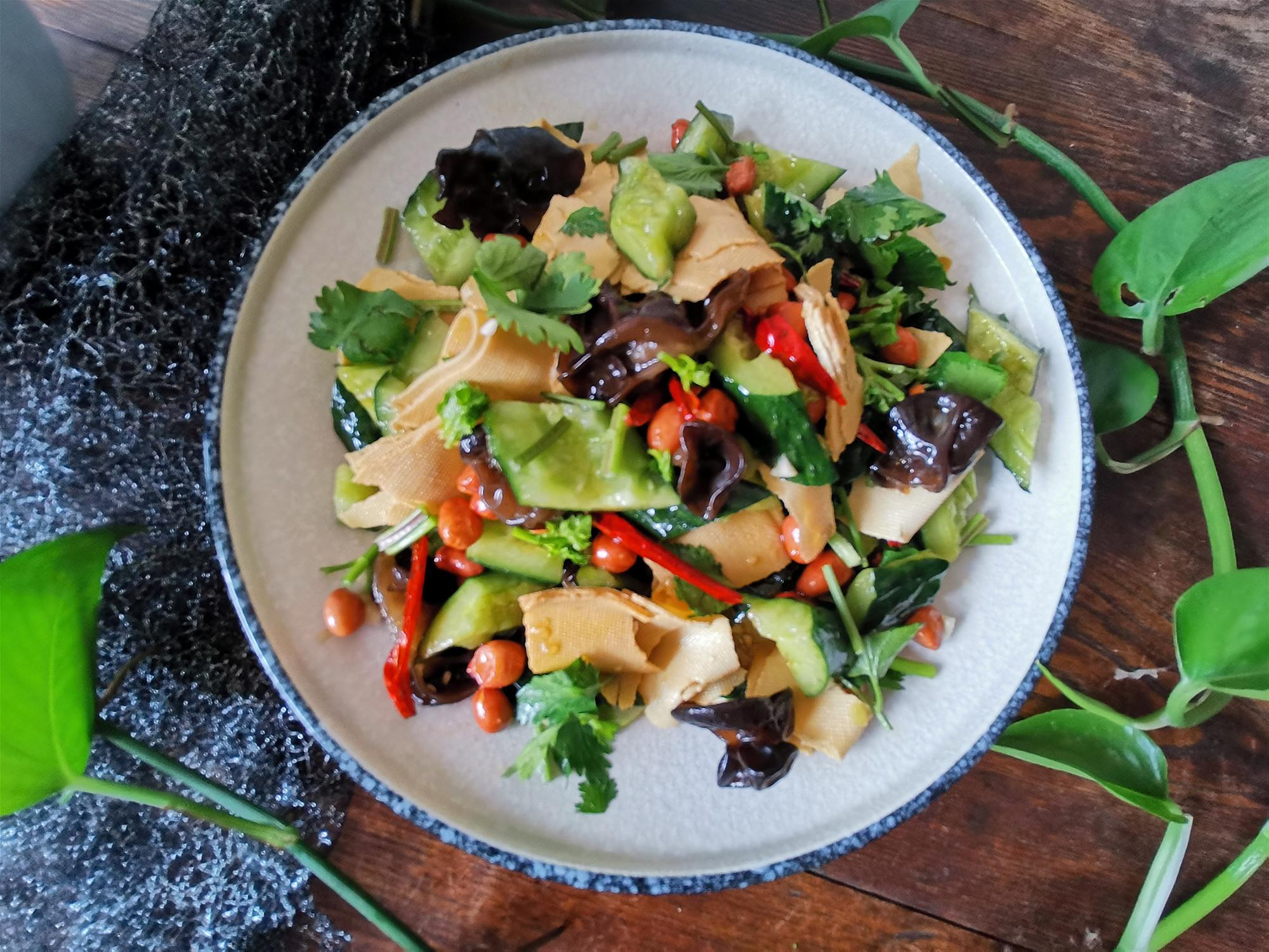 原创适合国庆家宴的凉拌菜,清淡脆嫩又爽口,做法简单,百吃不厌