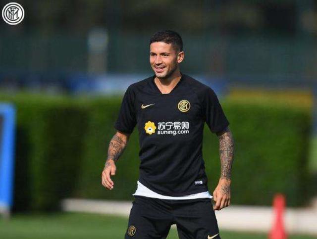 国际米兰将计就计!2000万买他是中计?森西高光表现参与5粒进球