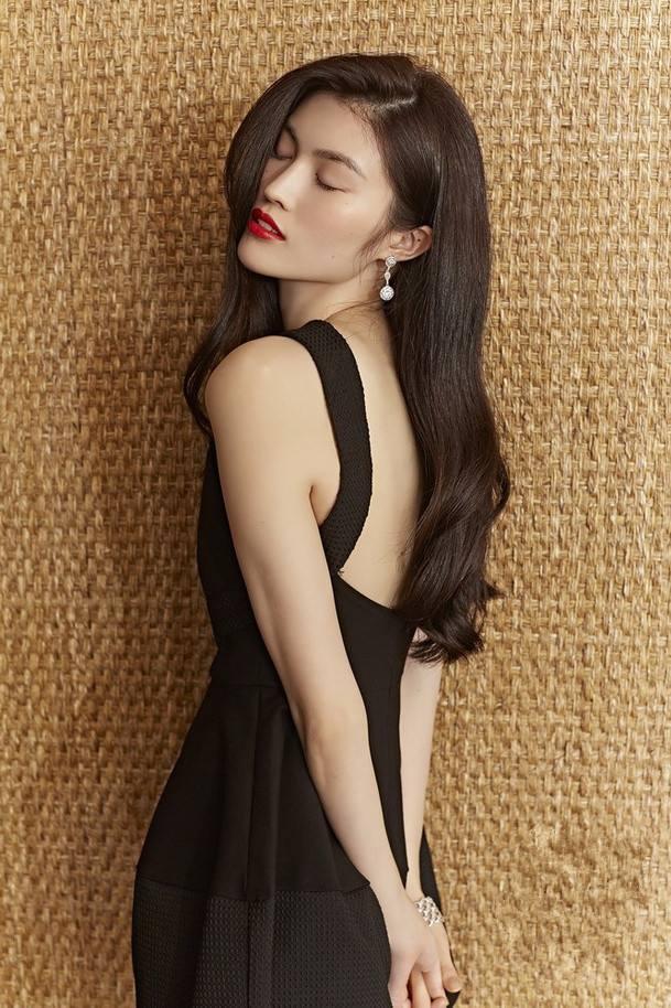 维密天使何穗的珠宝搭配大气精致尽显何仙姑的独特魅力