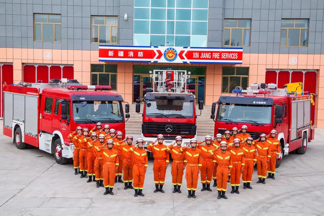 退休老消防员口述我感受消防救援队伍发生天翻地覆的变化