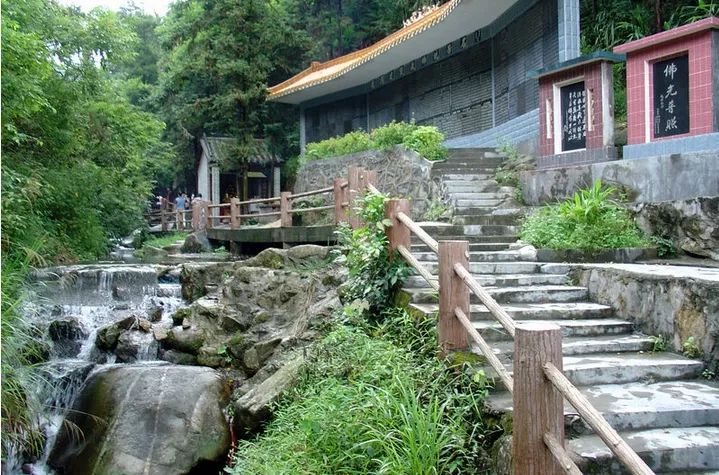 云浮25岁了生日快乐