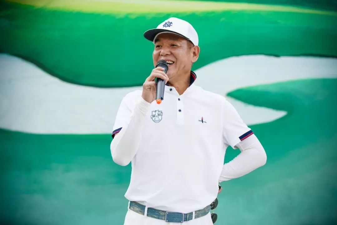 商会执行副会长,球队队长 林凯文赛前动员时,队长林凯文说:"感谢爱建