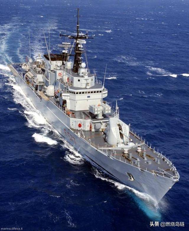 1/41西北风级护卫舰(英语:maestrale-class frigate),或直接音译为