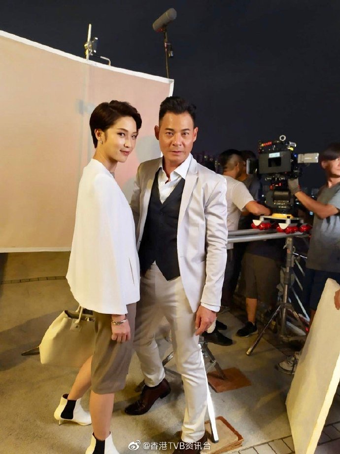 各有家室蒋祖曼黄智贤谈情不尴尬