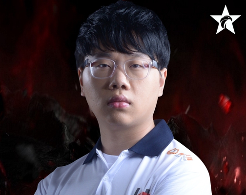 pawn将军宣布退役,edg粉丝送祝福,网友惋惜:强迫症影响那么大