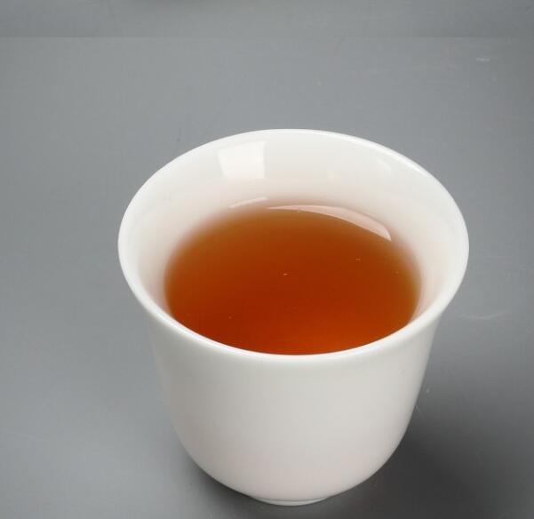 用身体|夷福匠·李掌柜：爱养生的朋友，都该喝什么茶？