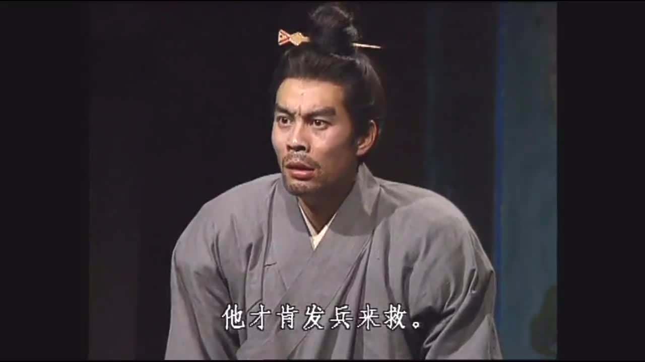 于是吕布紧急派人把女儿追了回来,把袁术的使者韩胤砍了,送到汉献帝