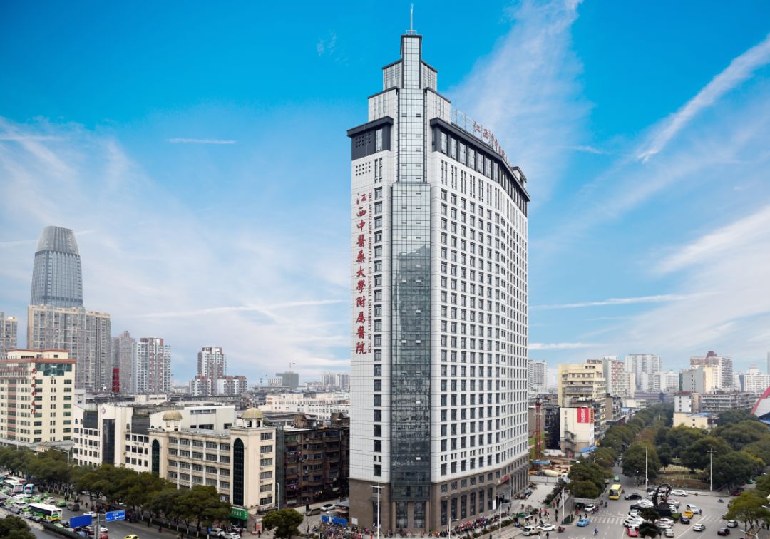 江西省中医院深情唱响我和我的祖国