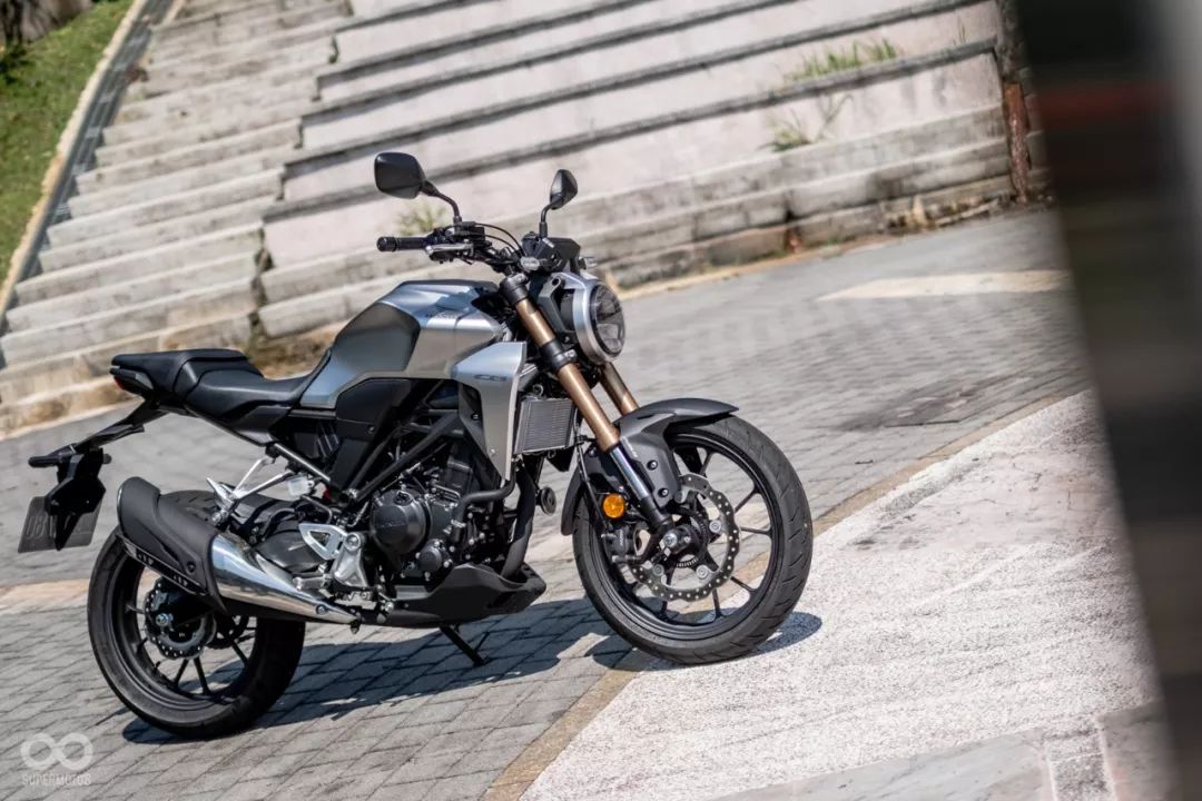 够用的就是最好的全面评测hondacb300r