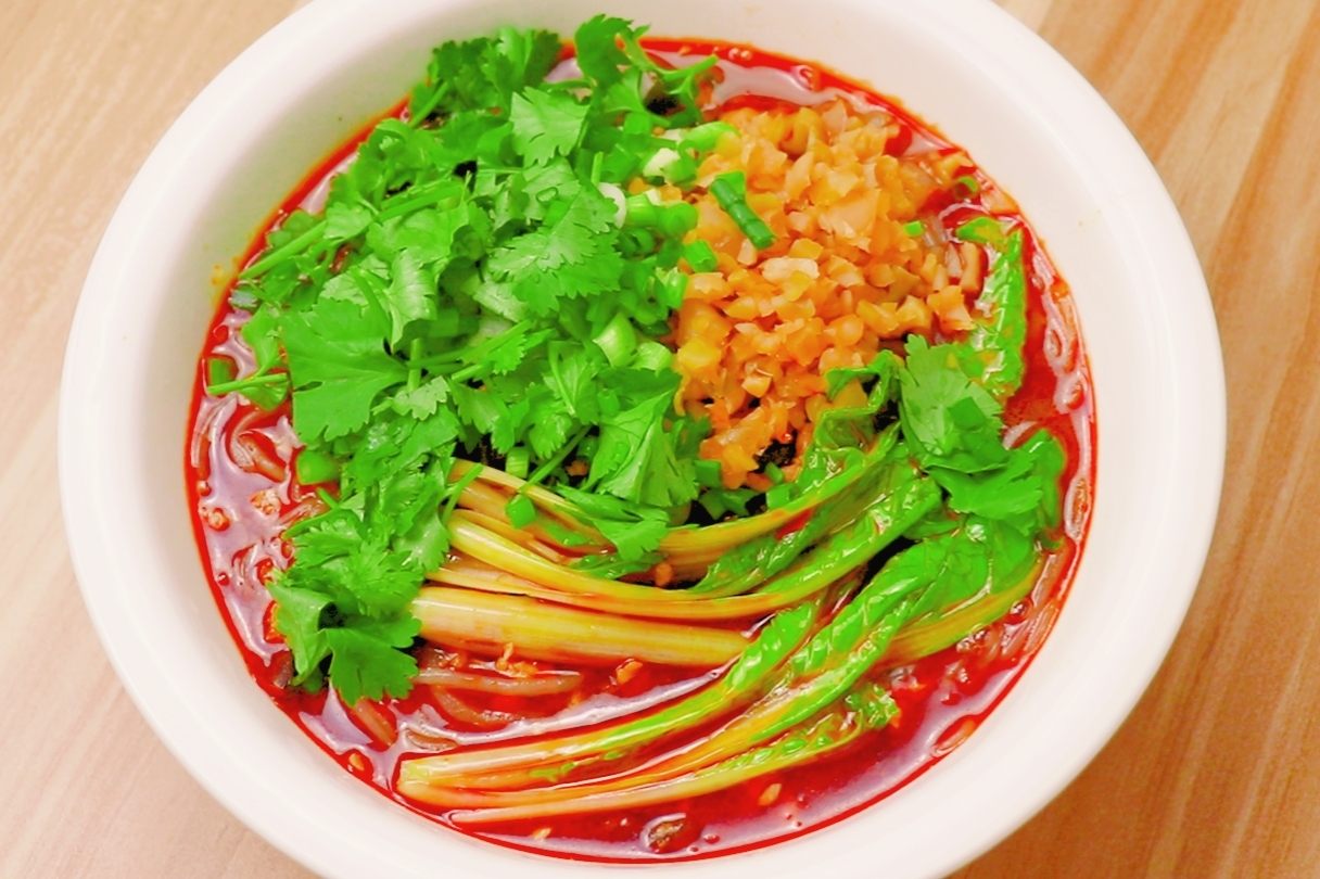 刺激你的味蕾之酸酸辣辣的酸辣粉