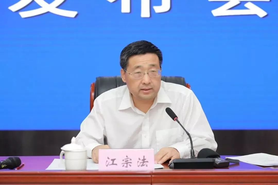 发布人:安徽省交通运输厅副厅长 江宗法(符秀云摄)