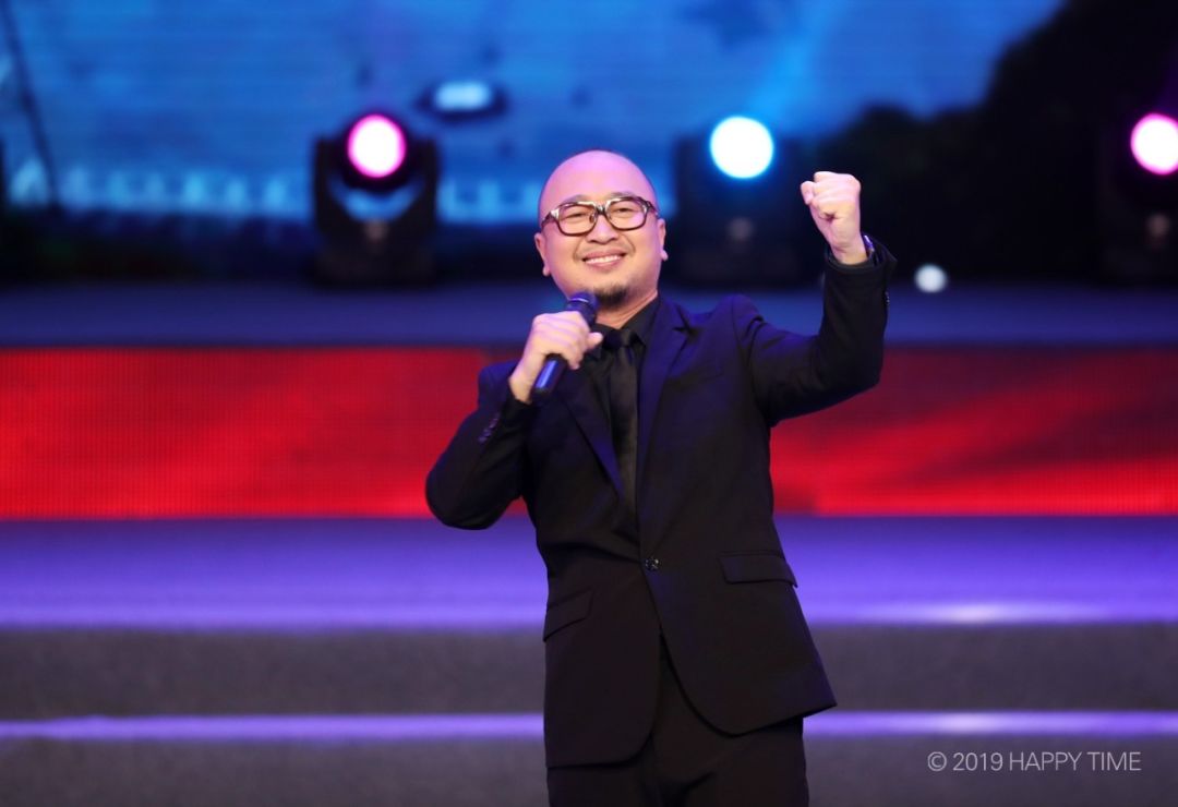 卢小琴 盐湖区新联会理事;宁 星 闻喜县新联会理事表演者:曾东升 盐湖