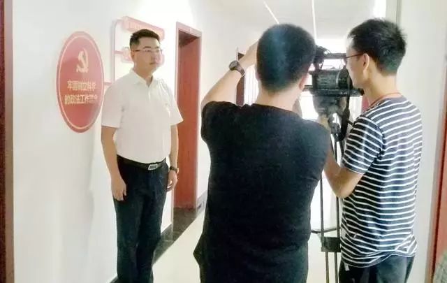 宁强人看晚会吗?超燃的那种!