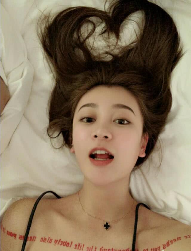 原创深扒唐菀身上的6处纹身分别代表了什么