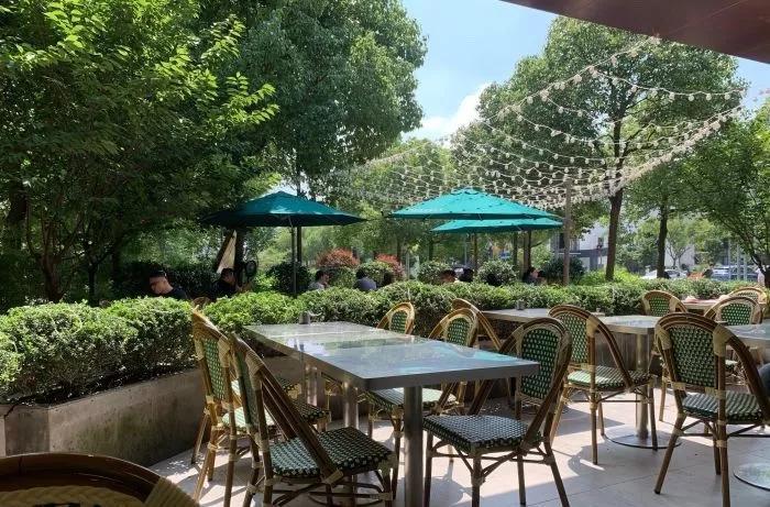 原创打卡魔都28家黄金露天餐厅!不负秋日好时光!