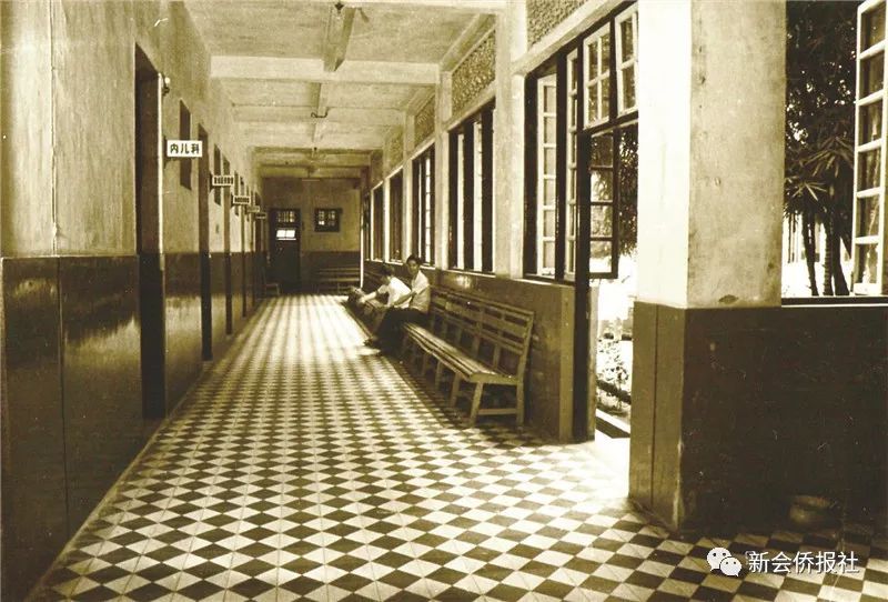 新会人民医院落成盛况▲2003年抗击"非典"表彰大会会场新中国成立初期