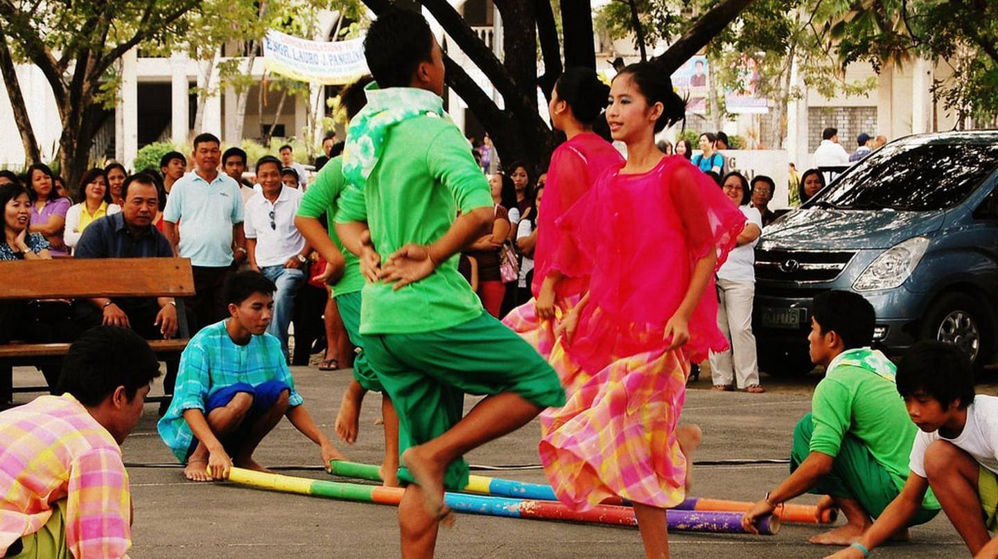 菲律宾的竹竿舞已进入美国教科书