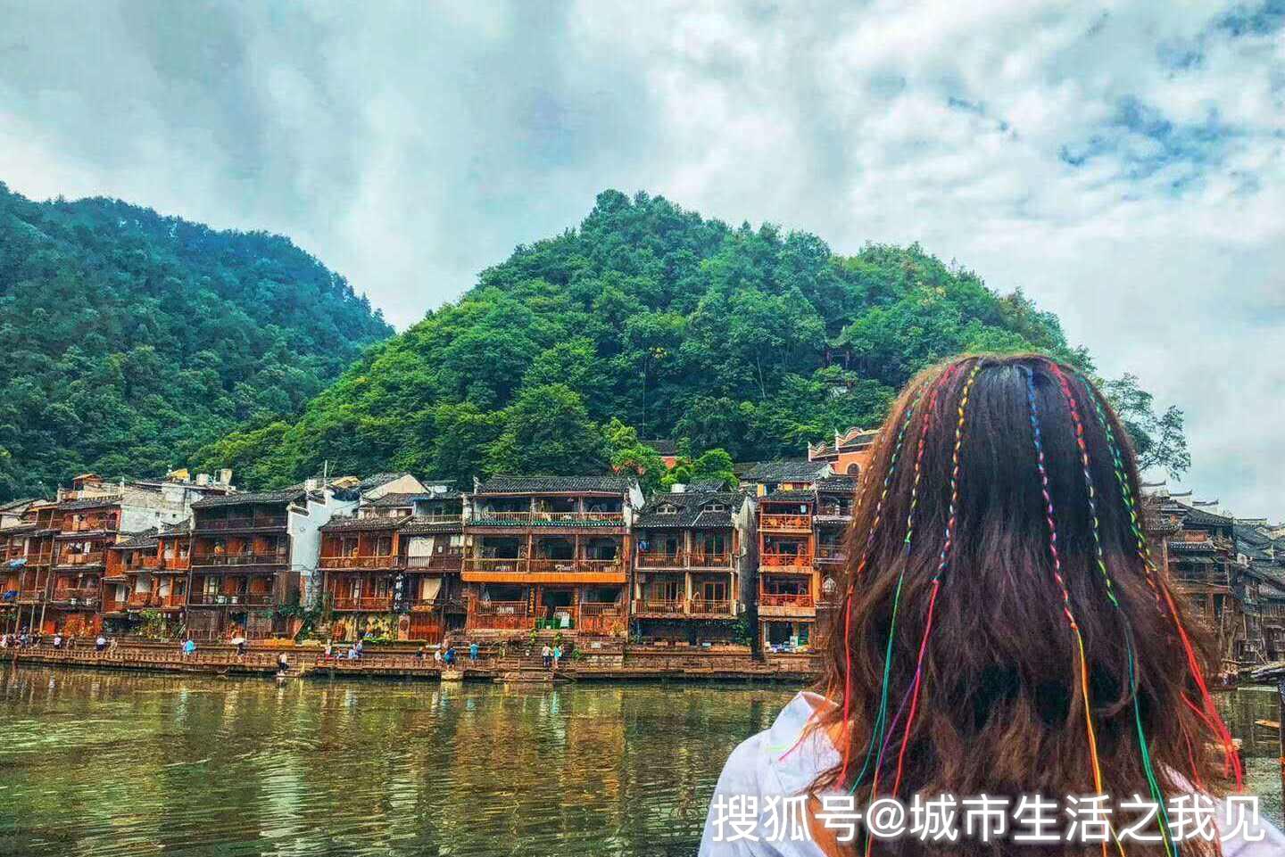 出门旅游忌贪多,这3样东西能不带就别带,真的会后悔!
