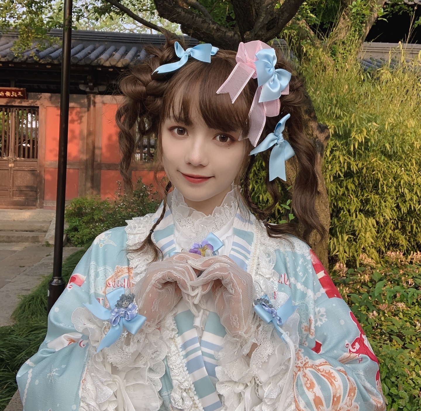 黄牛抢lo裙月入上万,原价直翻30倍,背后的暴利触目惊心_lolita