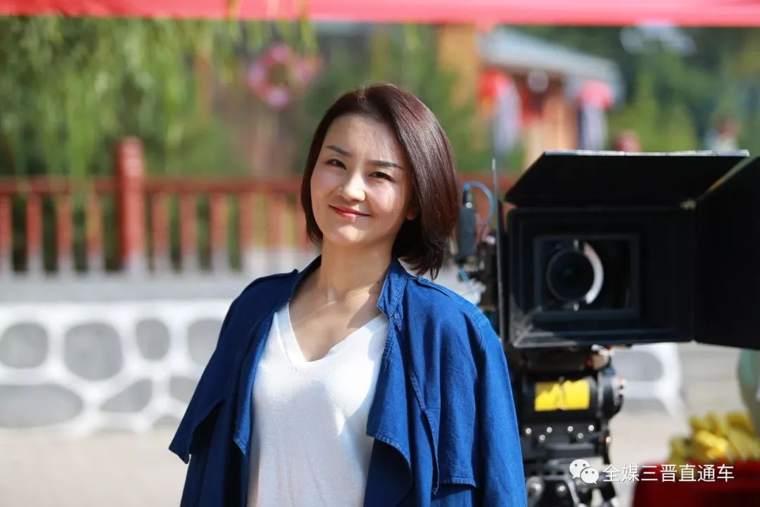 导演赵翀携演员祝瑞,彭博,梁艺馨,陆莹,于苏桐,吴承骏,张馨予,李