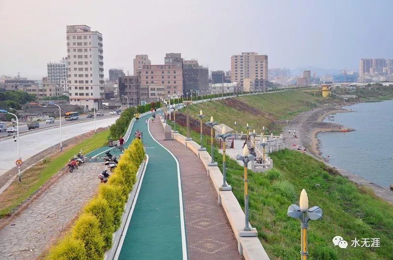 在潮州东大道建成通车之前,田心村村道承接着连接安澄公路的要道使命