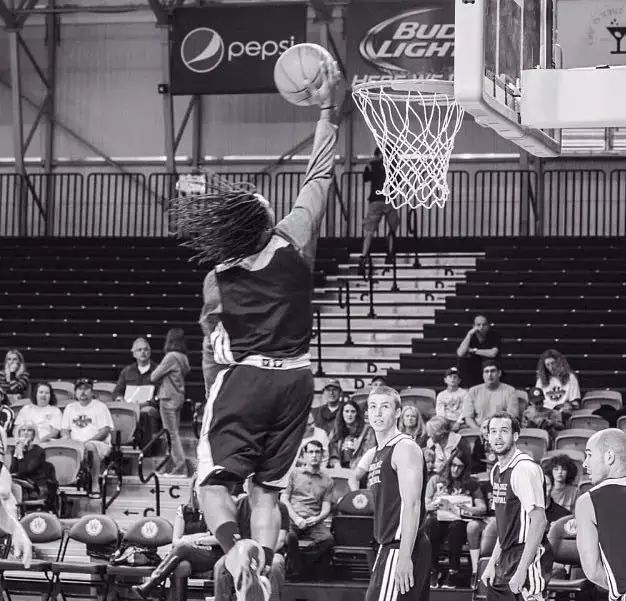 team拿到了somecity playgrounds系列赛的冠军之前kiwi和中国街球手的