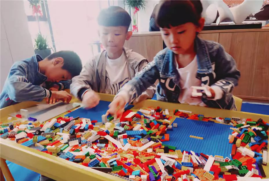 小方块大世界丨风靡全球的乐高主题展即将亮相金隅!_活动