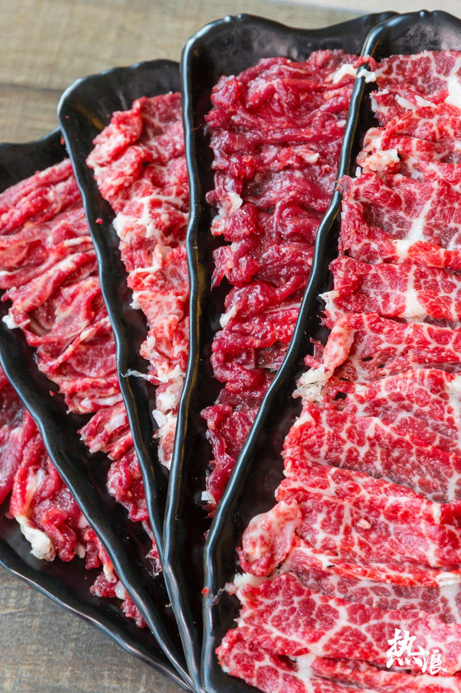 酸菜味的手切牛肉火锅来了牛肉买一送一还有58折