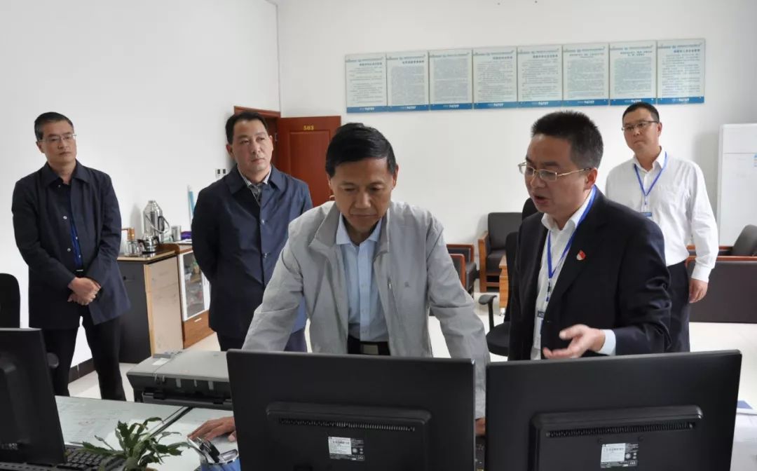 聚焦|镇巴县委书记赵勇健到自然资源,电力系统调研指导工作