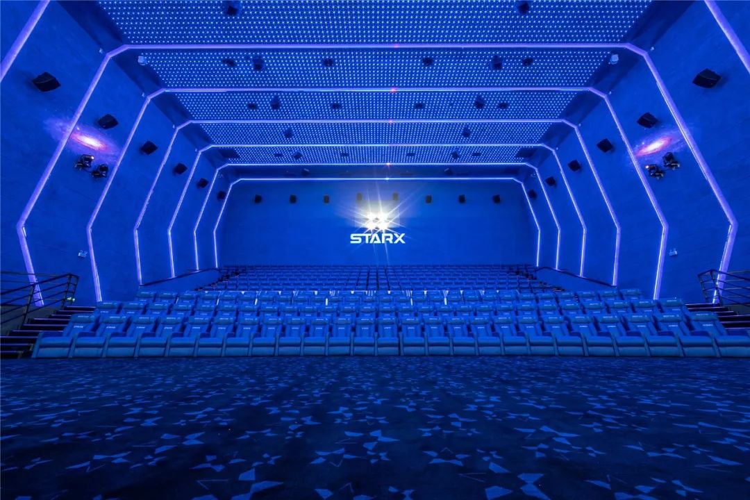 看不清黑夜场景画面,担心抢不到最佳的观影座位,五官观影感受,赞!