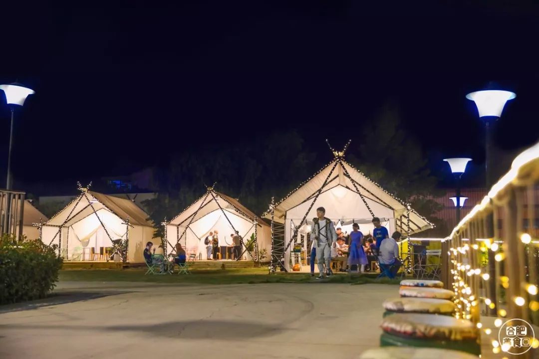 藏不住了红枫路这家占地4000m05的帐篷烧烤美到窒息