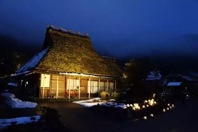 日本的茅草屋之乡美山町火了居然每年有近七千万人次前来参观
