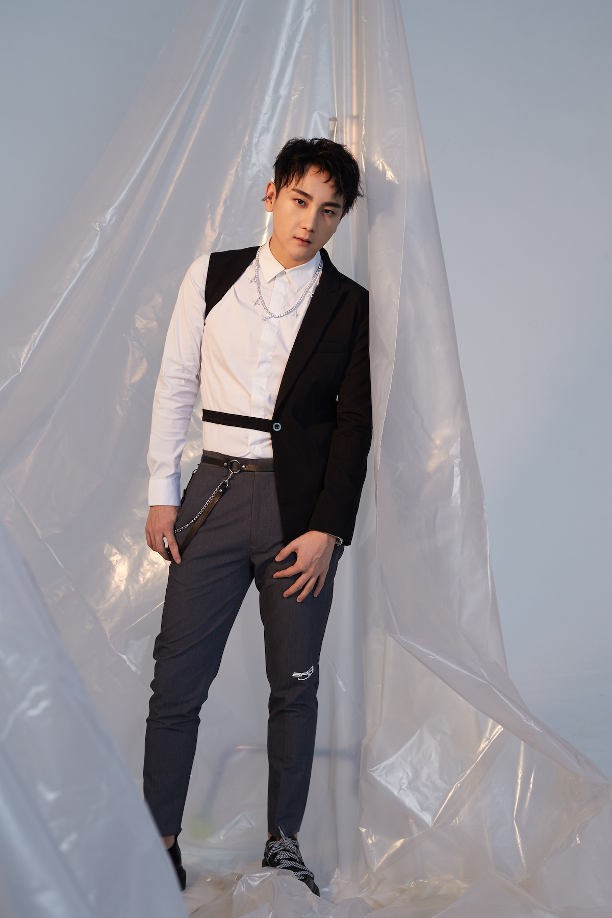 bossq齐羽嘉新歌《vvip》正式上线 用音乐复刻青春态度