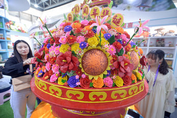运城300种特色农产品亮相第六届中国(山西)特色农产品交易博览会