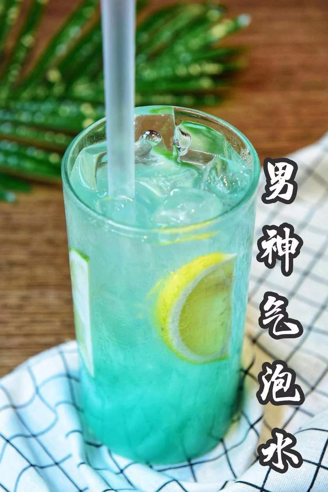 这款气泡水真的戳中了编编的少女心了,连名字都取得这么应景!