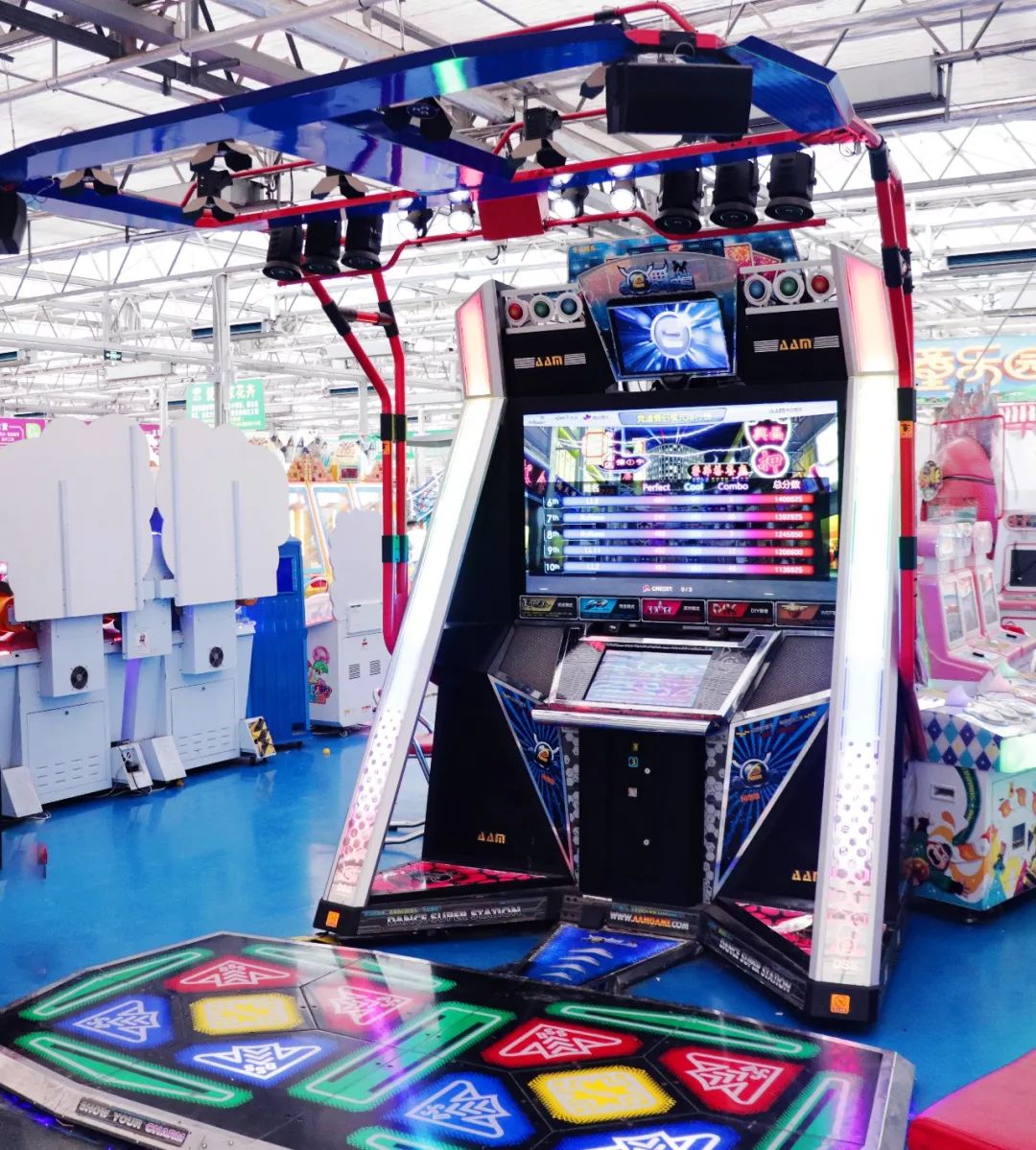 长假去哪玩郑东花卉动漫城两周年店庆超级钜惠来袭免费送币玩cosplay